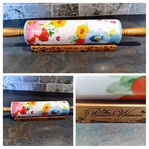 Pioner Woman Floral Rolling pin